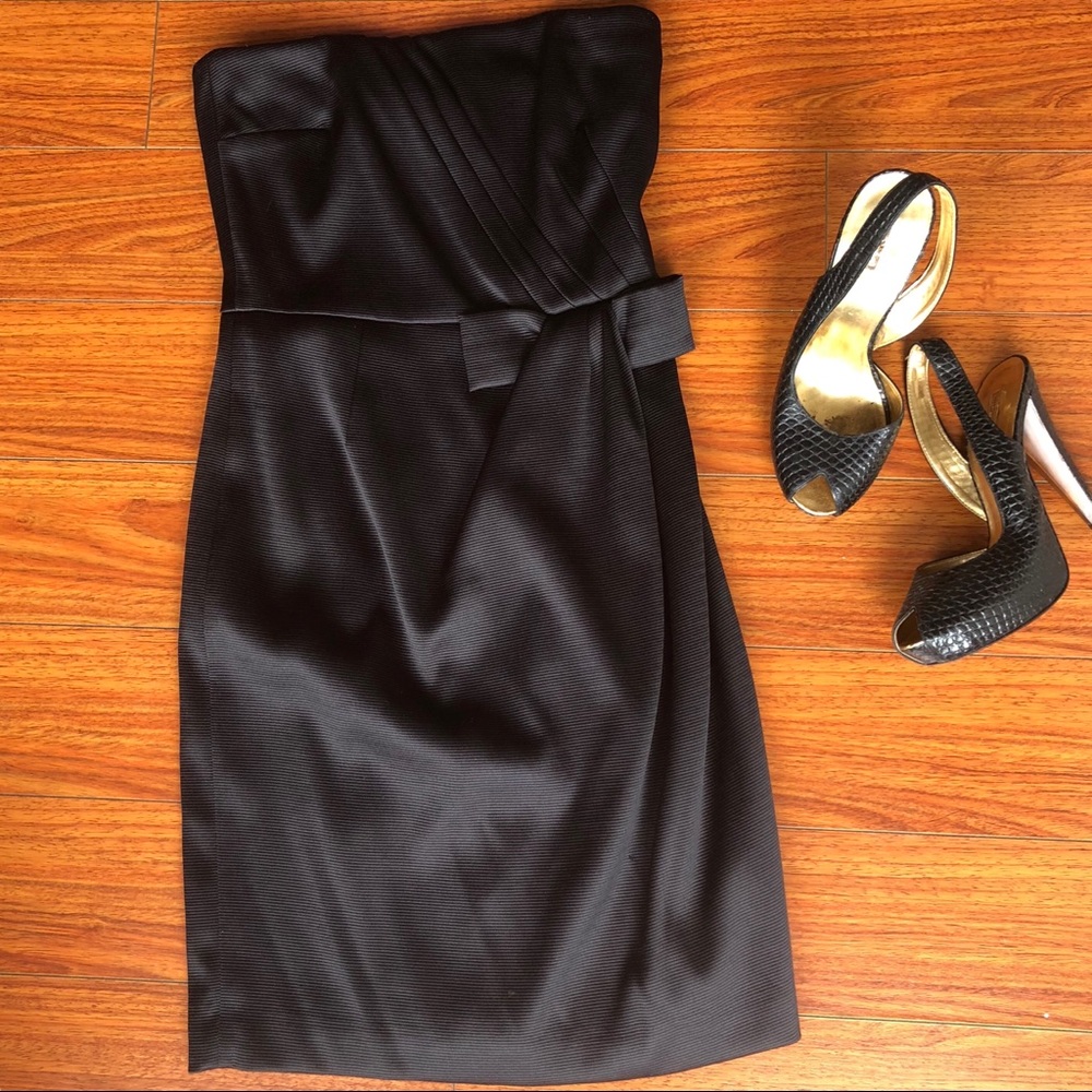 WHBM sz 0 Strapless cocktail dress